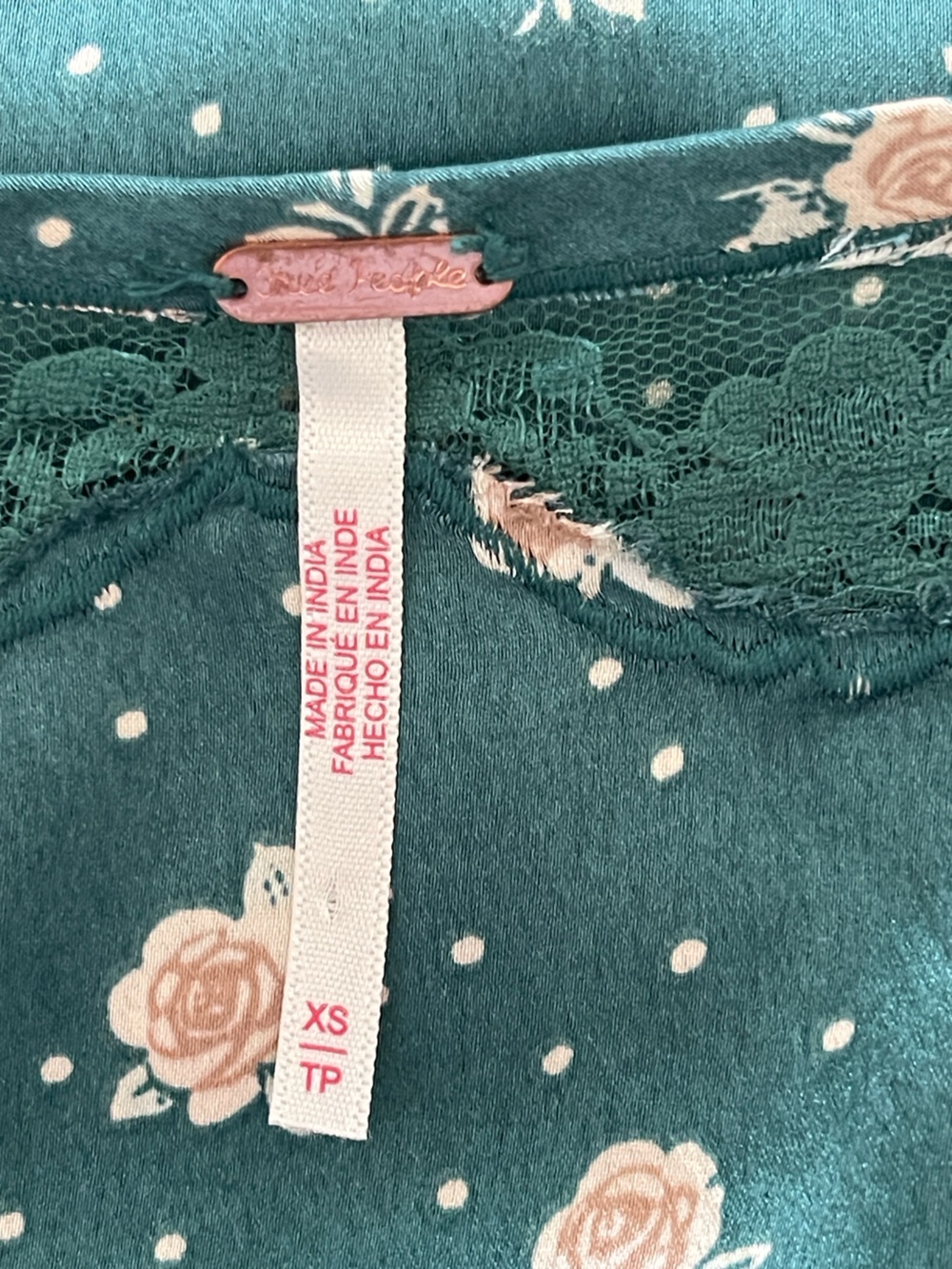 Free People Field Of Roses Button-Front Long Sleeve FloralSatin Teal Blouse NWOT - Picture 9 of 10